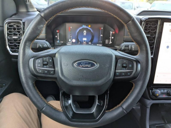 Photo 12 du bon plan FORD Ranger VUL 2.0 EcoBlue 205ch Stop&Start Double Cabine Wildtrak e-4WD BVA10 occasion à 51990 €