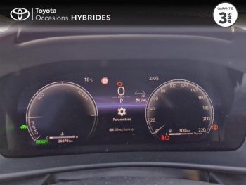 Photo 14 du bon plan TOYOTA C-HR 1.8 Hybride 140ch Design NG23 occasion à 27990 €