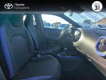 Photo 6 du bon plan TOYOTA Aygo X 1.0 VVT-i 72ch Design S-CVT occasion à 15490 €