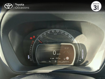 Photo 14 du bon plan TOYOTA Aygo X 1.0 VVT-i 72ch Design S-CVT occasion à 15490 €