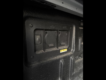 Photo 13 du bon plan FORD Ranger VUL 2.0 EcoBlue 205ch Stop&Start Double Cabine Wildtrak e-4WD BVA10 avec transfo 4 places occasion à 53991 €