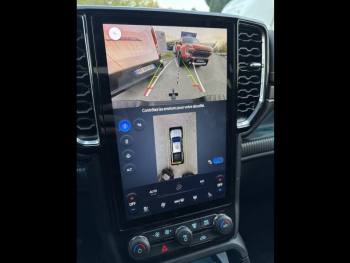 Photo 18 du bon plan FORD Ranger VUL 2.0 EcoBlue 205ch Stop&Start Double Cabine Wildtrak e-4WD BVA10 avec transfo 4 places occasion à 53991 €