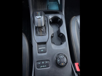 Photo 20 du bon plan FORD Ranger VUL 2.0 EcoBlue 205ch Stop&Start Double Cabine Wildtrak e-4WD BVA10 avec transfo 4 places occasion à 53991 €