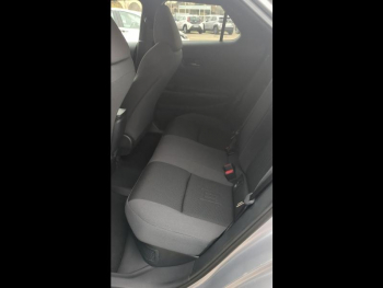 Photo 16 du bon plan TOYOTA C-HR 2.0 Hybride Rechargeable 225ch Design MY25 occasion à 36990 €