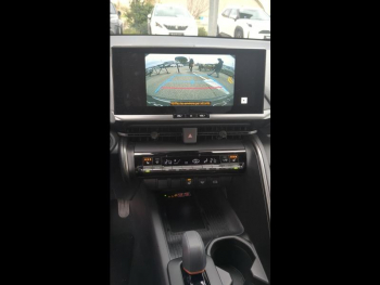 Photo 23 du bon plan TOYOTA C-HR 2.0 Hybride Rechargeable 225ch Design MY25 occasion à 36990 €