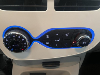 Photo 8 du bon plan RENAULT Zoe Zen charge normale R90 occasion à 4990 €