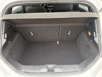 Photo 9 du bon plan FORD Fiesta 1.0 Flexifuel 95ch ST-Line 5p occasion à 15990 €