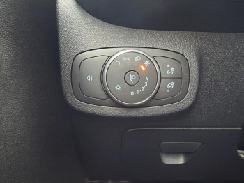 Photo 24 du bon plan FORD Fiesta 1.0 Flexifuel 95ch ST-Line 5p occasion à 15990 €