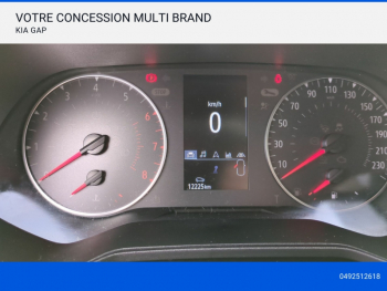 Photo 11 du bon plan RENAULT Clio 1.0 TCe 100ch Evolution GPL occasion à 15480 €