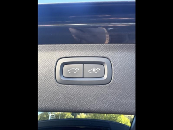 Photo 13 du bon plan VOLVO XC90 T8 AWD 310 + 145ch R-Design Geartronic 7 PLACES occasion à 50500 €