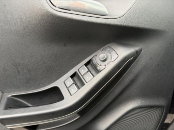 Photo 2 du bon plan FORD Puma 1.0 Flexifuel 125ch S&S mHEV Titanium occasion à 20990 €