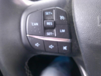 Photo 15 du bon plan FORD Puma 1.0 Flexifuel 125ch S&S mHEV Titanium occasion à 19900 €