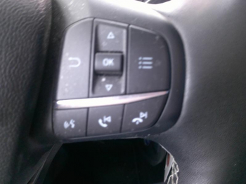 Photo 16 du bon plan FORD Puma 1.0 Flexifuel 125ch S&S mHEV Titanium occasion à 19900 €