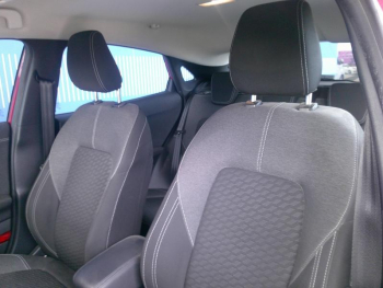 Photo 18 du bon plan FORD Puma 1.0 Flexifuel 125ch S&S mHEV Titanium occasion à 19900 €