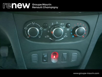 Photo 22 du bon plan DACIA Sandero 1.0 TCe 100ch Stepway occasion à 11490 €