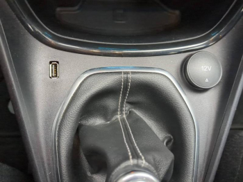 Photo 22 du bon plan FORD Puma 1.0 Flexifuel 125ch S&S mHEV Titanium occasion à 20490 €