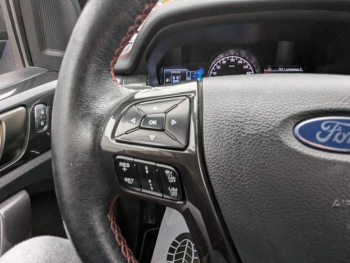 Photo 15 du bon plan FORD Ranger VUL 2.0 TDCi 213ch Super Cab Stormtrak BVA10 occasion à 35990 €