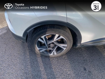 Photo 16 du bon plan TOYOTA C-HR 122h Collection 2WD E-CVT MY22 occasion à 24980 €