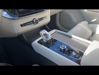 Photo 24 du bon plan VOLVO XC90 T8 AWD 310 + 145ch Ultra Style Dark Geartronic occasion à 104500 €