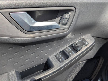 Photo 7 du bon plan FORD Kuga 2.5 Duratec 225ch PHEV Titanium BVA occasion à 22400 €