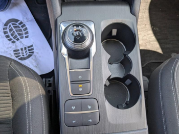 Photo 14 du bon plan FORD Kuga 2.5 Duratec 225ch PHEV Titanium BVA occasion à 22400 €