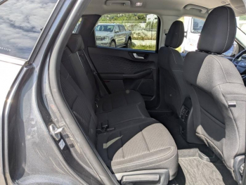 Photo 17 du bon plan FORD Kuga 2.5 Duratec 225ch PHEV Titanium BVA occasion à 22400 €