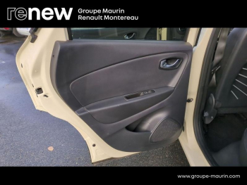 Photo 47 du bon plan RENAULT Captur 1.2 TCe 120ch energy Intens occasion à 8900 €