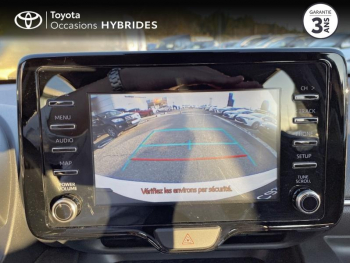 Photo 15 du bon plan TOYOTA Yaris 116h Dynamic 5p MY22 occasion à 17990 €