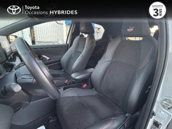 Photo 11 du bon plan TOYOTA Yaris 116h GR Sport 5p MY22 occasion à 21490 €