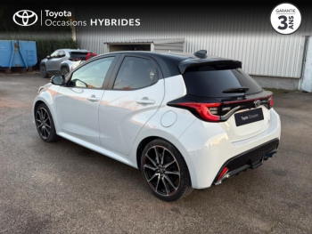 Photo 18 du bon plan TOYOTA Yaris 116h GR Sport 5p MY22 occasion à 21490 €