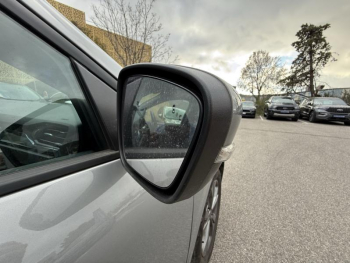 Photo 34 du bon plan FORD Kuga 2.5 Duratec 190ch FHEV E85 ST-Line X BVA occasion à 30900 €