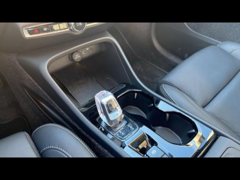 Photo 21 du bon plan VOLVO XC40 B3 163ch Plus DCT 7 occasion à 42500 €