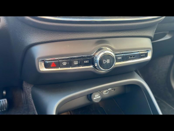 Photo 28 du bon plan VOLVO XC40 B3 163ch Plus DCT 7 occasion à 42500 €
