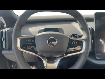Photo 20 du bon plan VOLVO EX30 Single Extended Range 272ch Ultra occasion à 45800 €