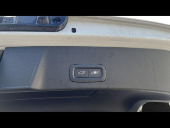 Photo 12 du bon plan VOLVO XC40 B3 163ch Ultra DCT 7 occasion à 39900 €