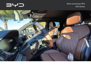 Photo 4 du bon plan BYD Tang 517ch - 86 kWh Flagship (Red) occasion à 43990 €