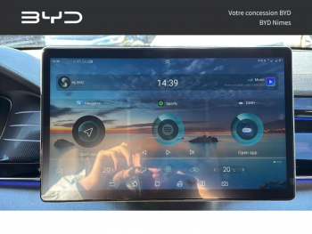 Photo 39 du bon plan BYD Tang 517ch - 86 kWh Flagship (Red) occasion à 43990 €