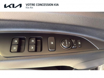 Photo 15 du bon plan KIA Stonic 1.0 T-GDi 115ch MHEV Active Business DCT7 occasion à 26990 €