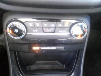 Photo 15 du bon plan FORD Puma 1.0 Flexifuel 125ch S&S mHEV Titanium Design 3 occasion à 18900 €