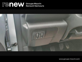 Photo 19 du bon plan RENAULT Megane 1.5 Blue dCi 115ch Business -21N occasion à 14450 €