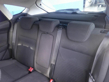 Photo 20 du bon plan FORD Focus 1.5 TDCi 120ch Stop&Start Titanium occasion à 12900 €