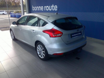 Photo 26 du bon plan FORD Focus 1.5 TDCi 120ch Stop&Start Titanium occasion à 12900 €