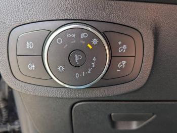 Photo 13 du bon plan FORD Fiesta 1.0 EcoBoost 95ch ST-Line X 5p occasion à 12580 €