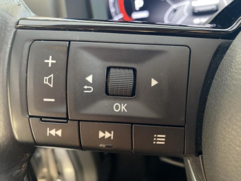 Photo 12 du bon plan NISSAN X-Trail e-4orce 213ch N-Connecta 7 places occasion à 32990 €