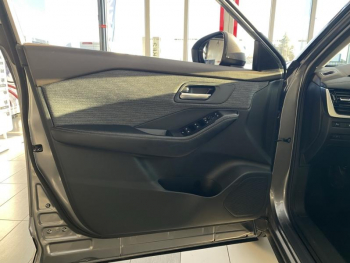 Photo 15 du bon plan NISSAN X-Trail e-4orce 213ch N-Connecta 7 places occasion à 32990 €