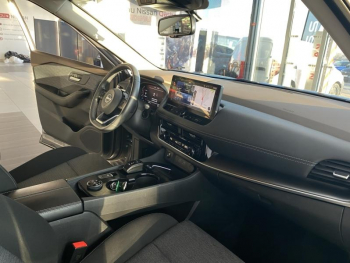 Photo 19 du bon plan NISSAN X-Trail e-4orce 213ch N-Connecta 7 places occasion à 32990 €