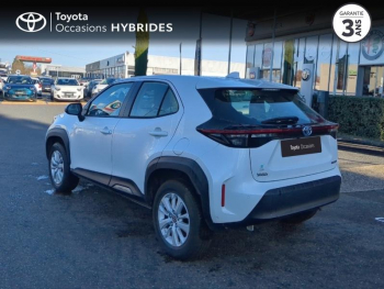 Photo 2 du bon plan TOYOTA Yaris Cross 116h Dynamic Business + Programme Beyond Zero Academy MY22 occasion à 19980 €