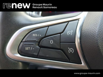 Photo 24 du bon plan RENAULT Captur 1.6 E-Tech hybride rechargeable 160ch Initiale Paris -21B occasion à 20400 €