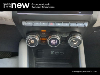 Photo 28 du bon plan RENAULT Captur 1.6 E-Tech hybride rechargeable 160ch Initiale Paris -21B occasion à 20400 €