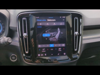 Photo 26 du bon plan VOLVO XC40 B3 163ch Ultra DCT 7 occasion à 42390 €